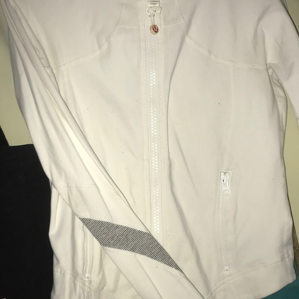 Lululemon pony tail full zip - Picture 3 of 6